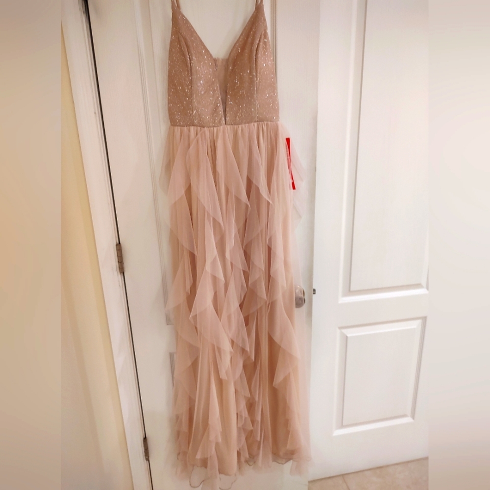 New formal goldish metallic gown (size 9)